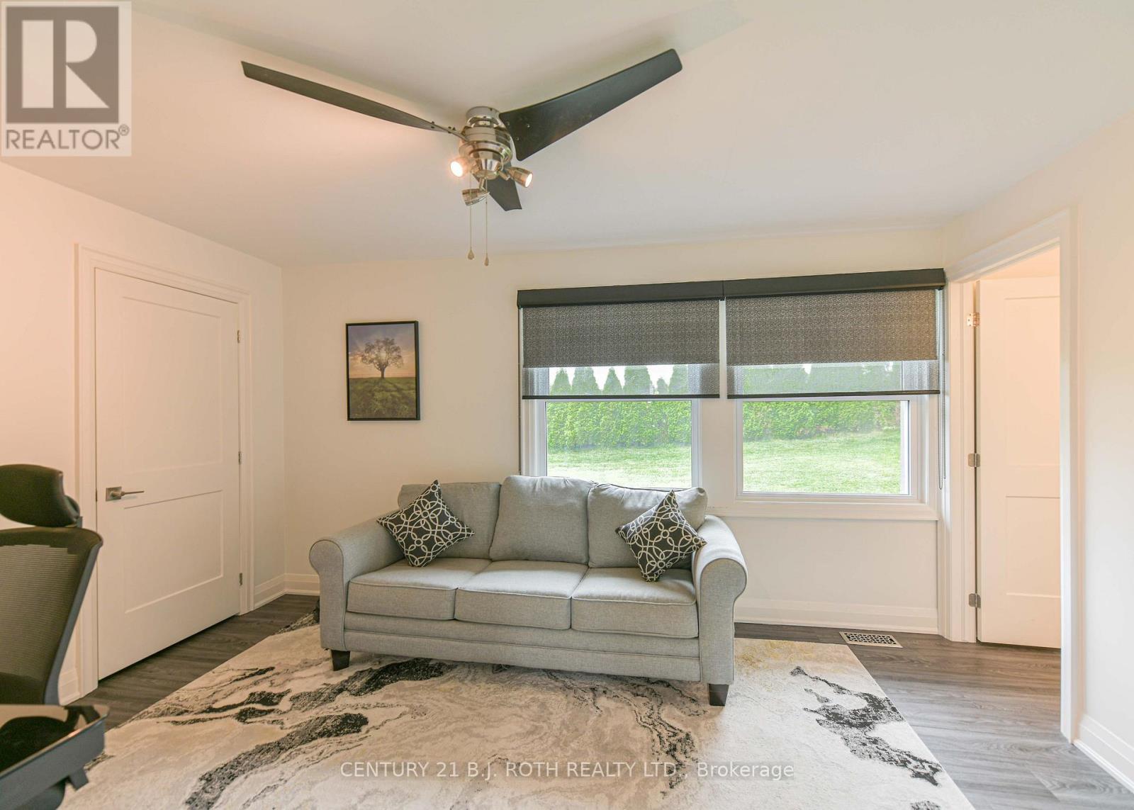 91 MOON POINT DRIVE - Image 32
