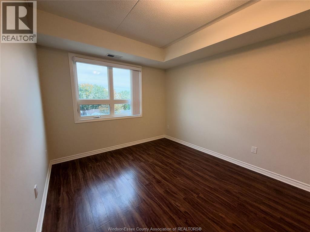 550 Park AVENUE West Unit# 418, Chatham — photo 4