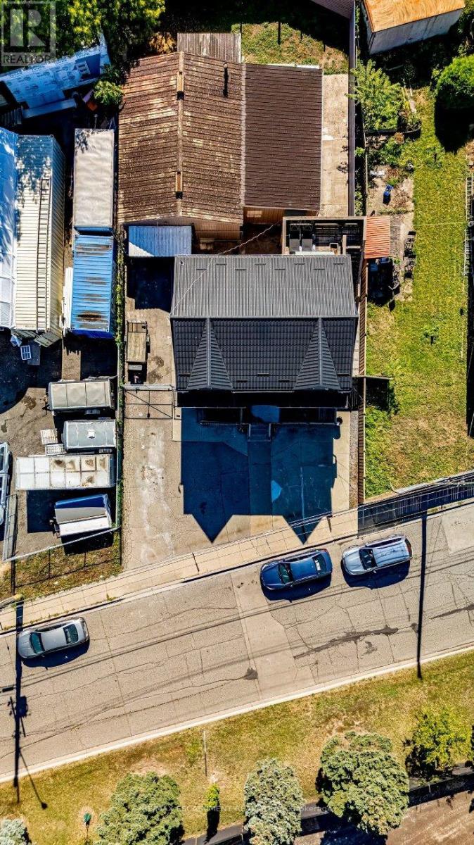 548 BEACH ROAD - Image 44