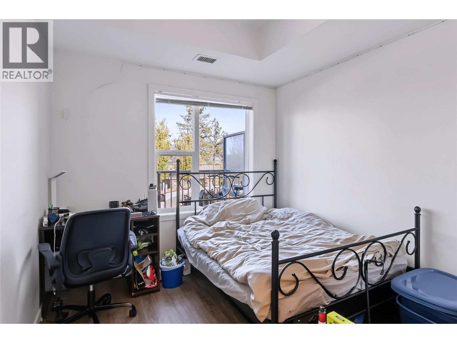#105 935 Academy Way - 8