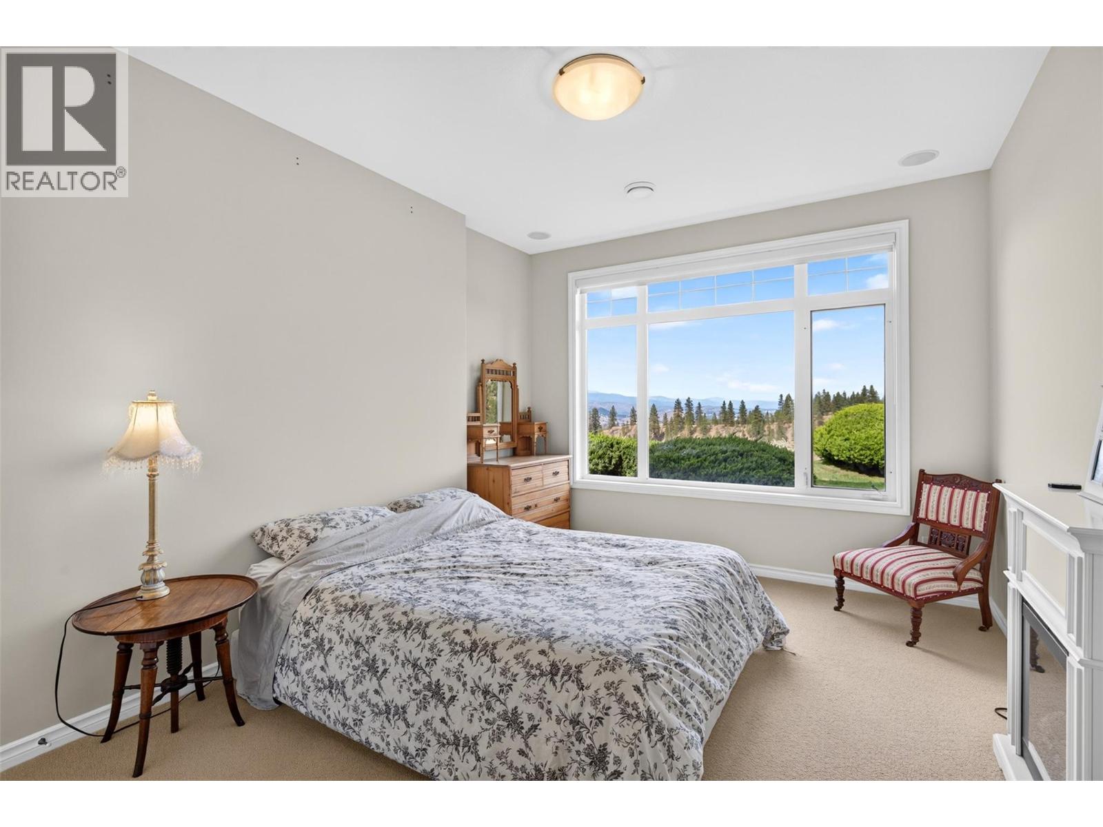#21 3800 Gallaghers Pinnacle Way - 34