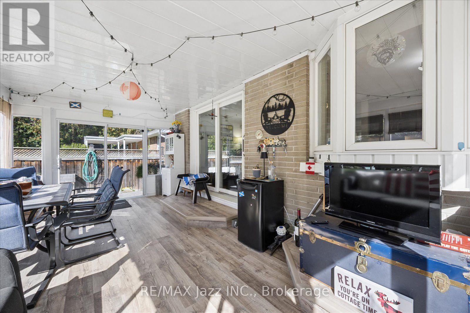 700 Grierson Street, Oshawa, ON photo 39
