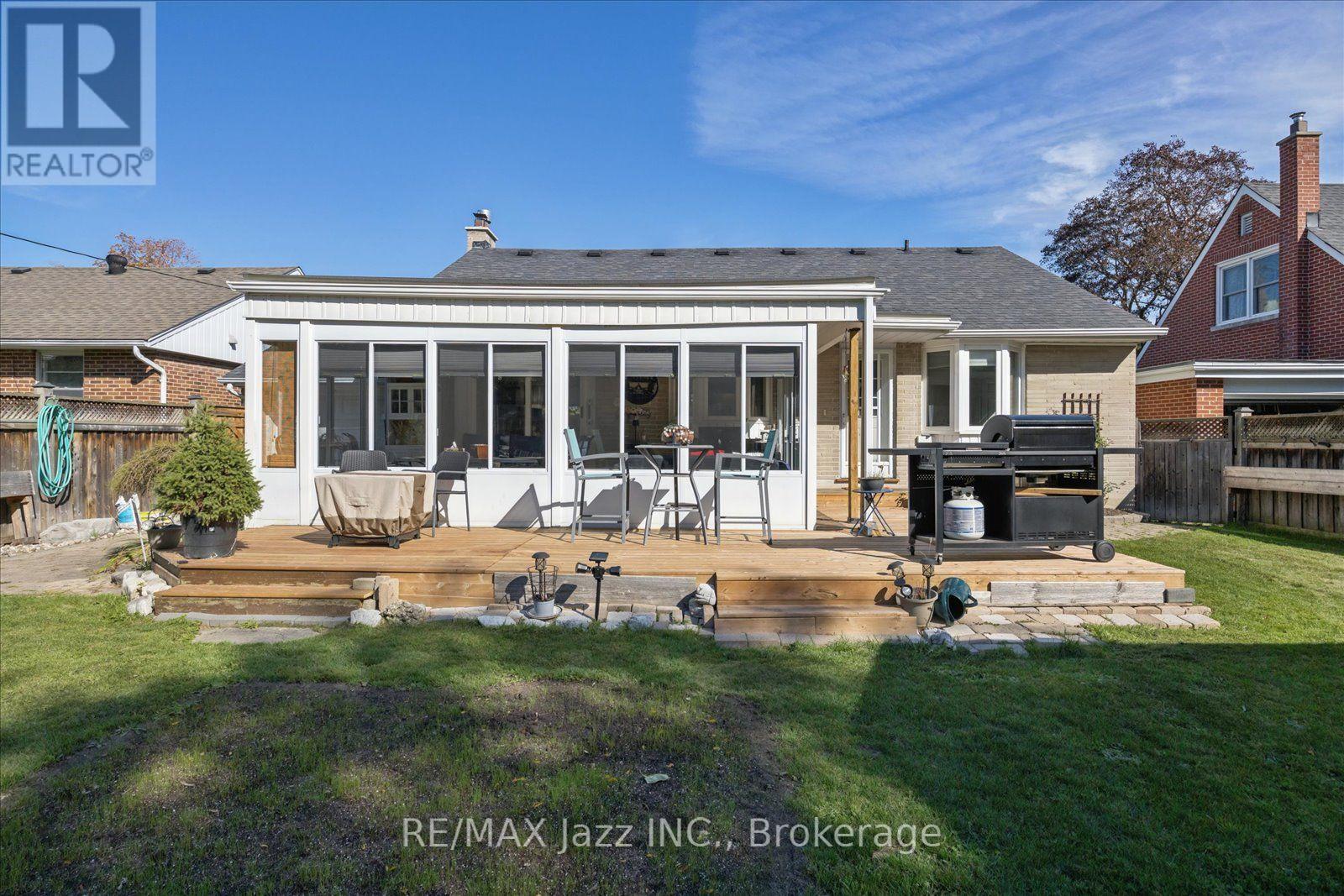 700 Grierson Street, Oshawa, ON photo 43