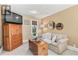256 Grooms Avenue, Oshawa, ON L1G4A3 Photo 18