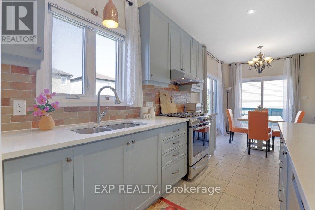 225 SUNSET CRESCENT - 15