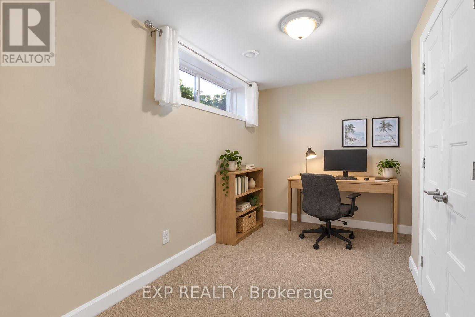 225 SUNSET CRESCENT - 31