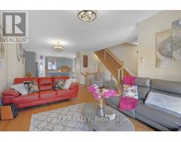 225 Sunset Crescent, Russell, ON K4R0E5 Photo 8