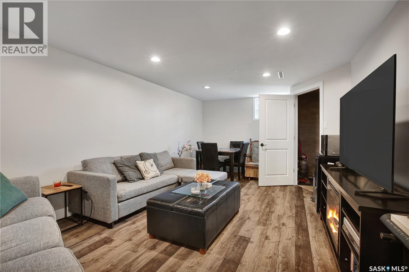 1014 5th STREET - 16