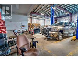 135  & 141 Clearmile Avenue, Rural Red Deer County, AB T4E0A1 Photo 21