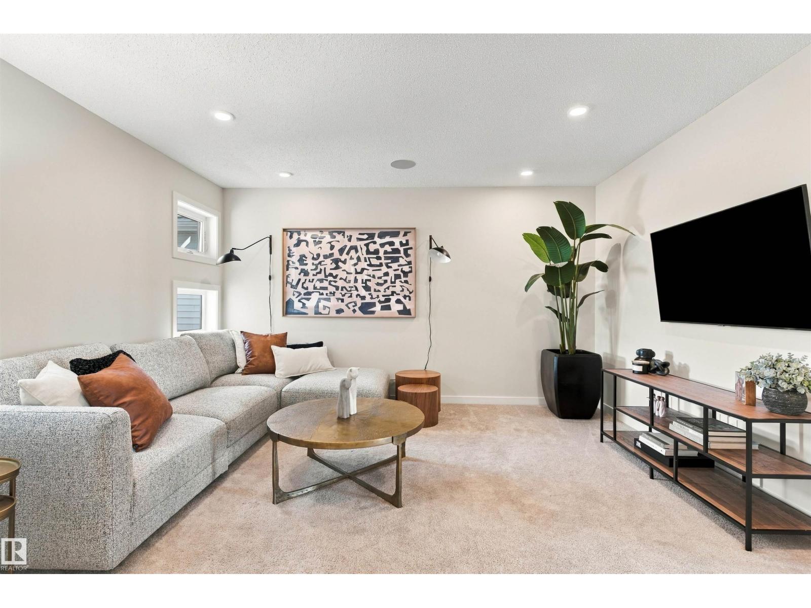3806 Erlanger DR NW - 31