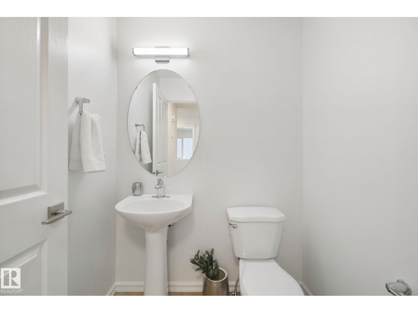 20420 56 AV NW - Image 23