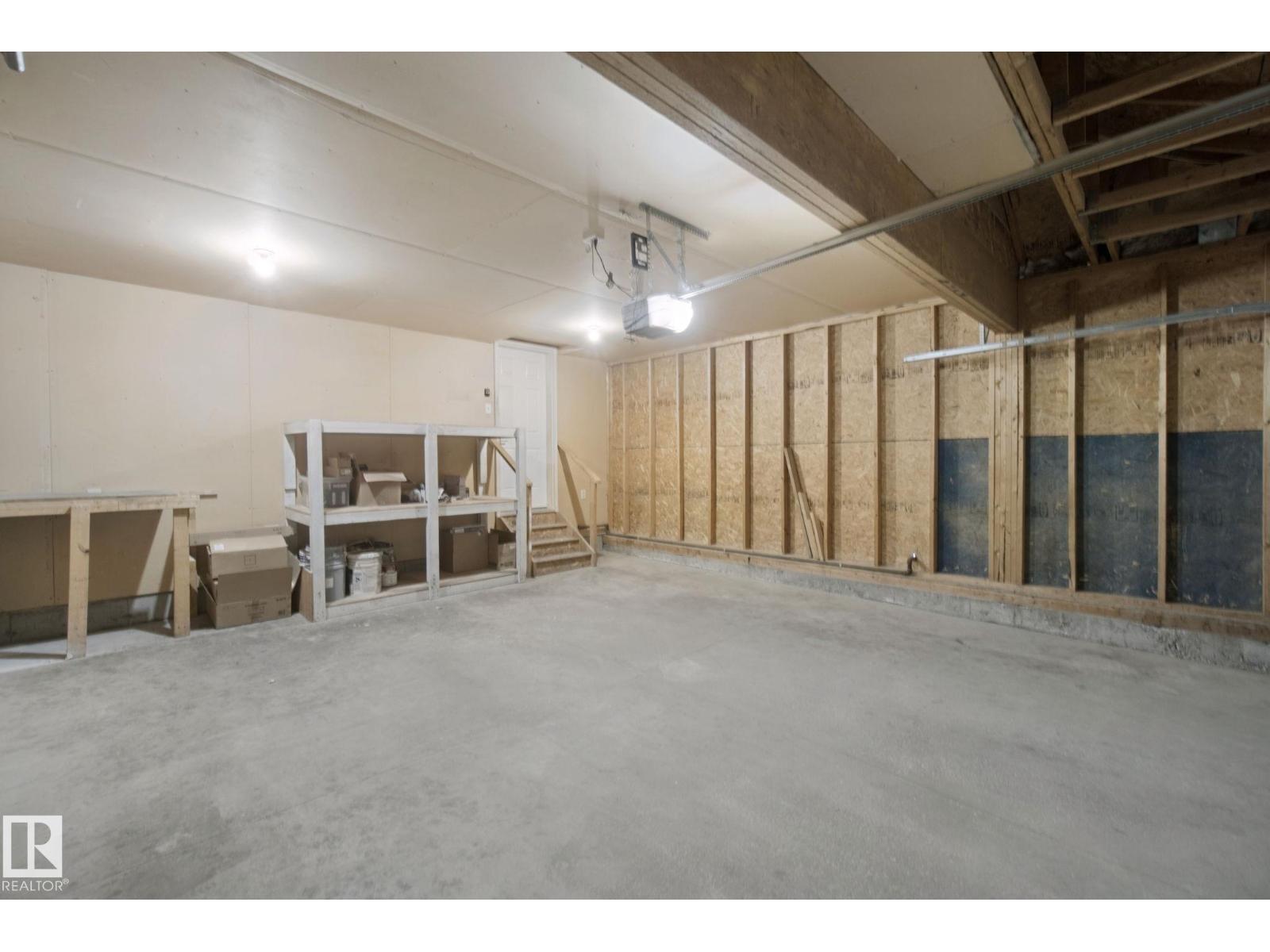 20420 56 AV NW - Image 45
