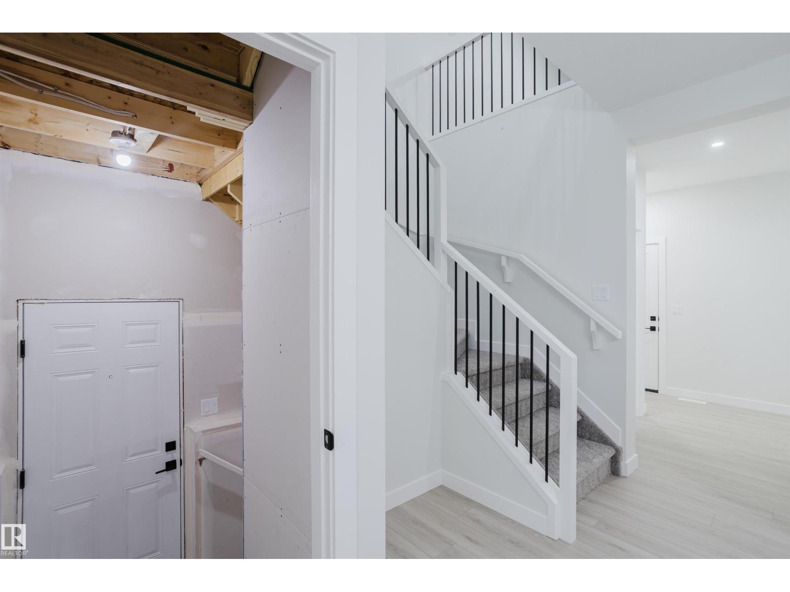 432 27 ST SW - 17