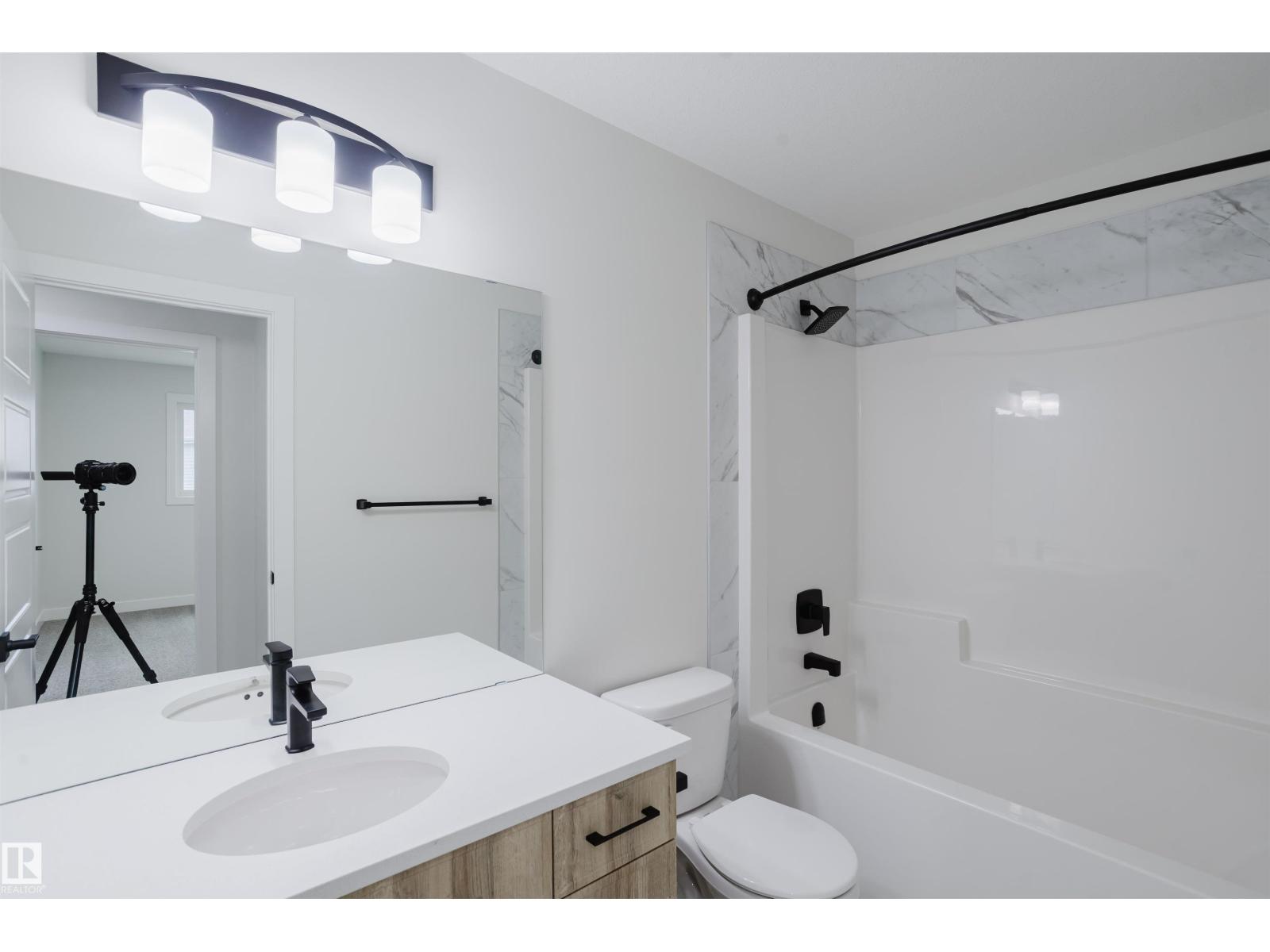 432 27 ST SW - Image 35