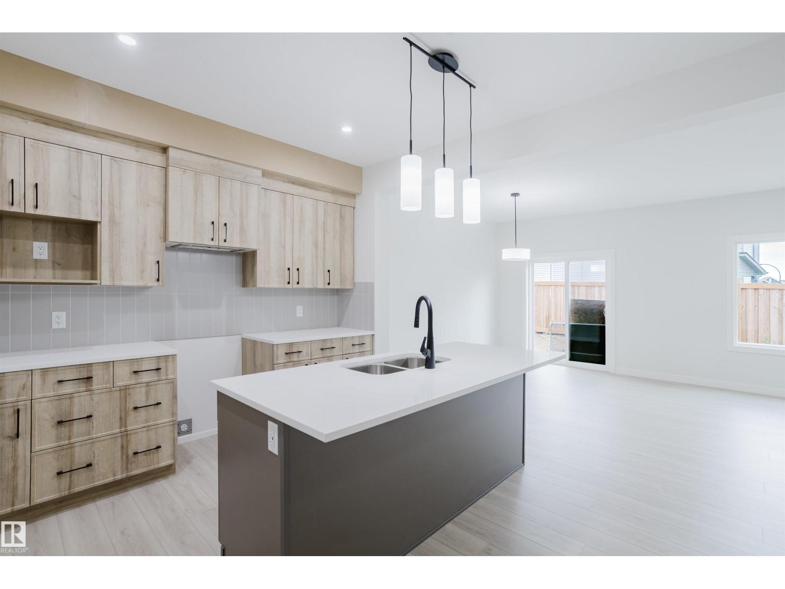 432 27 ST SW - 6