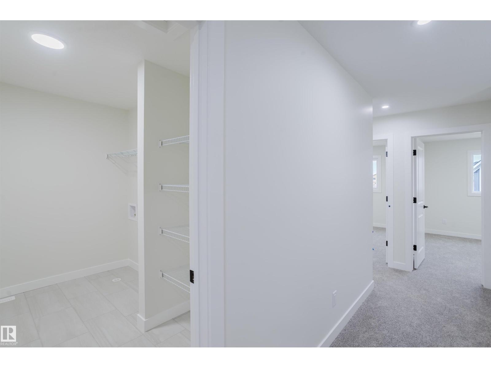 428 27 ST SW - 32