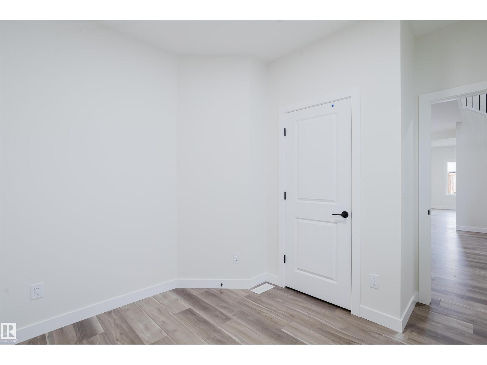 428 27 ST SW - 6