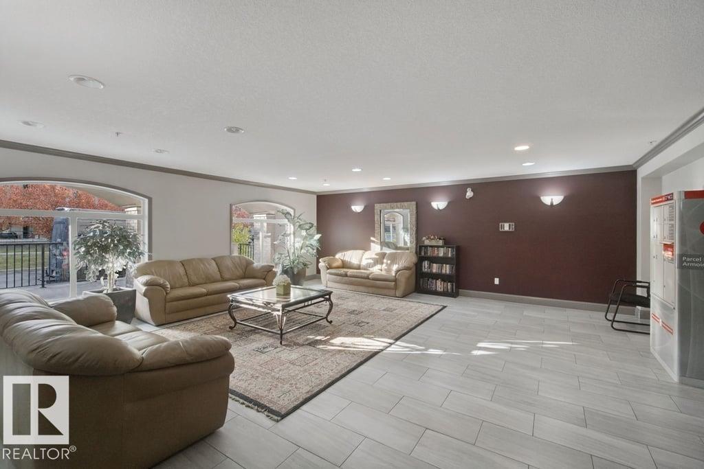 #212 13005 140 AV NW - 34