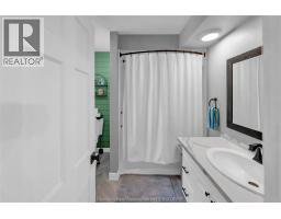 273 St Clair Street, Chatham, ON N7L3J8 Photo 22