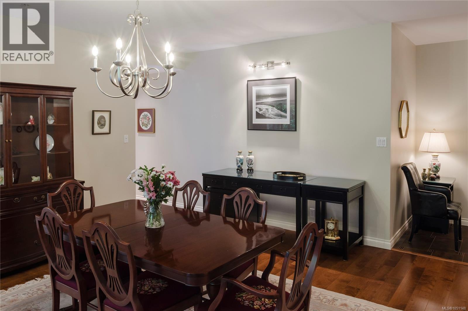 #106 5329 Cordova Bay Rd - 11