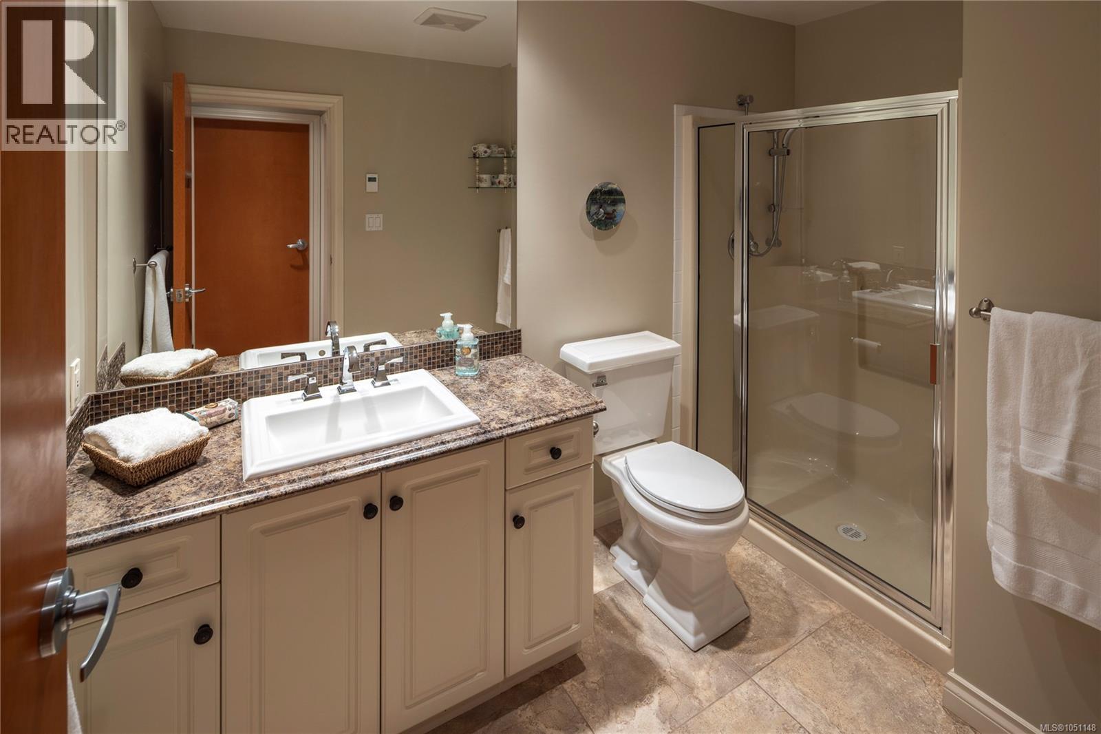 #106 5329 Cordova Bay Rd - Image 26