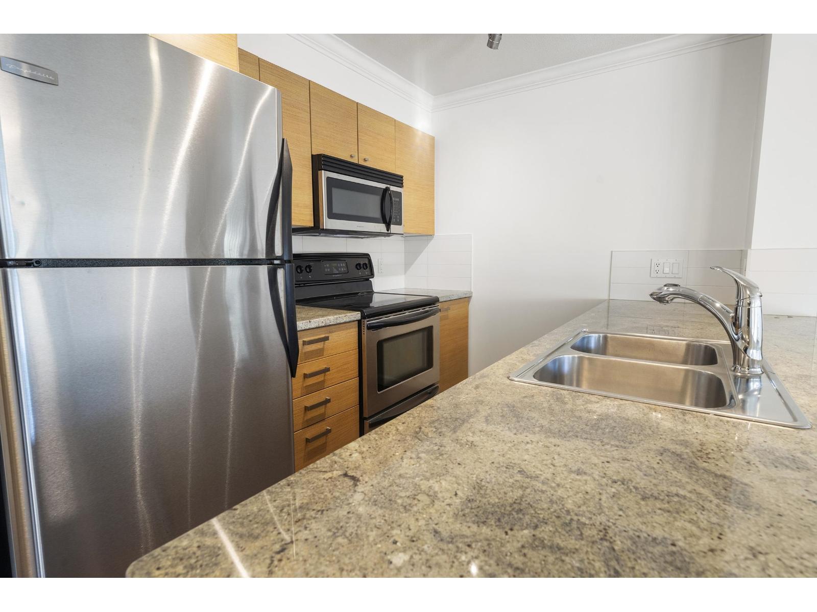 Photo of 309 6815 188 STREET 26