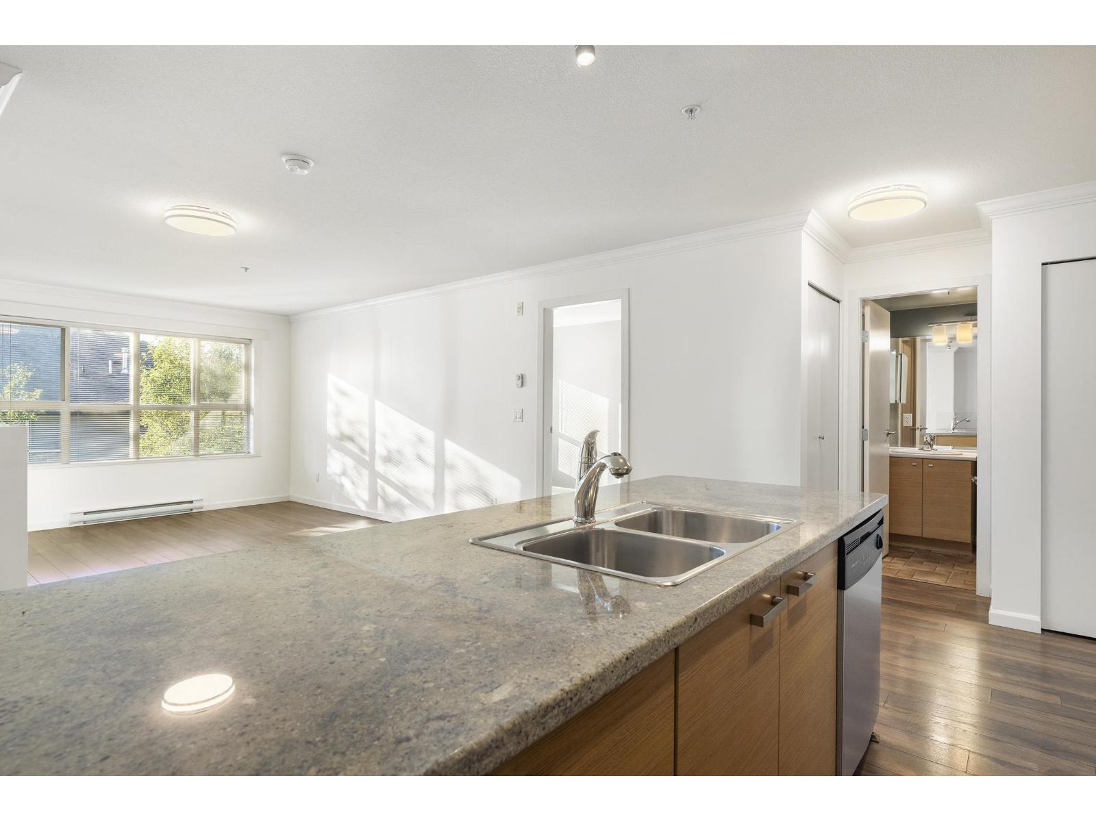 Photo of 309 6815 188 STREET 27
