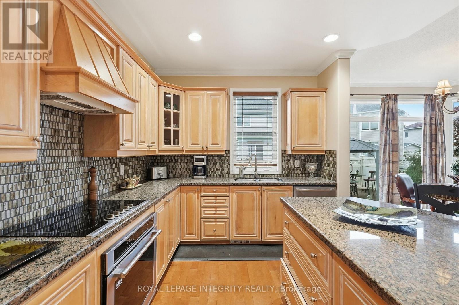 2169 VALENCEVILLE CRESCENT - Image 11
