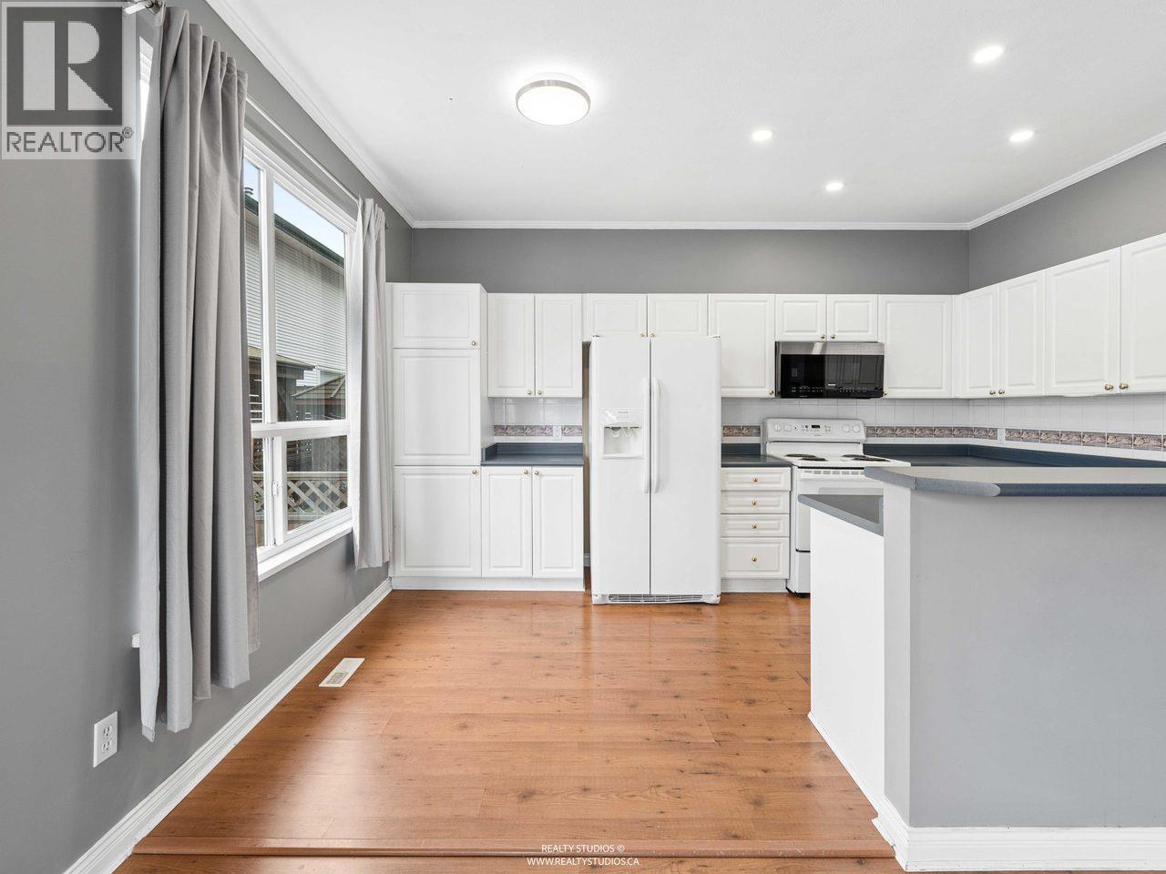 19841 SUNNYSIDE PLACE, Pitt Meadows