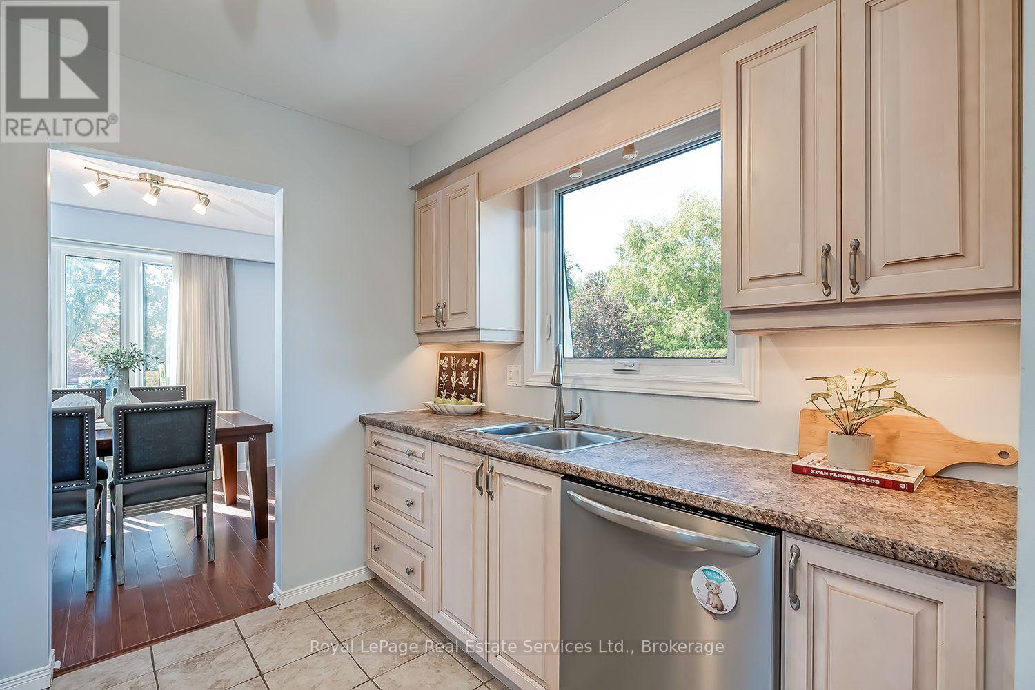 531 CUMBERLAND AVENUE - 13
