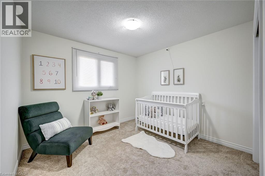 29 Napoleon Drive — photo 18