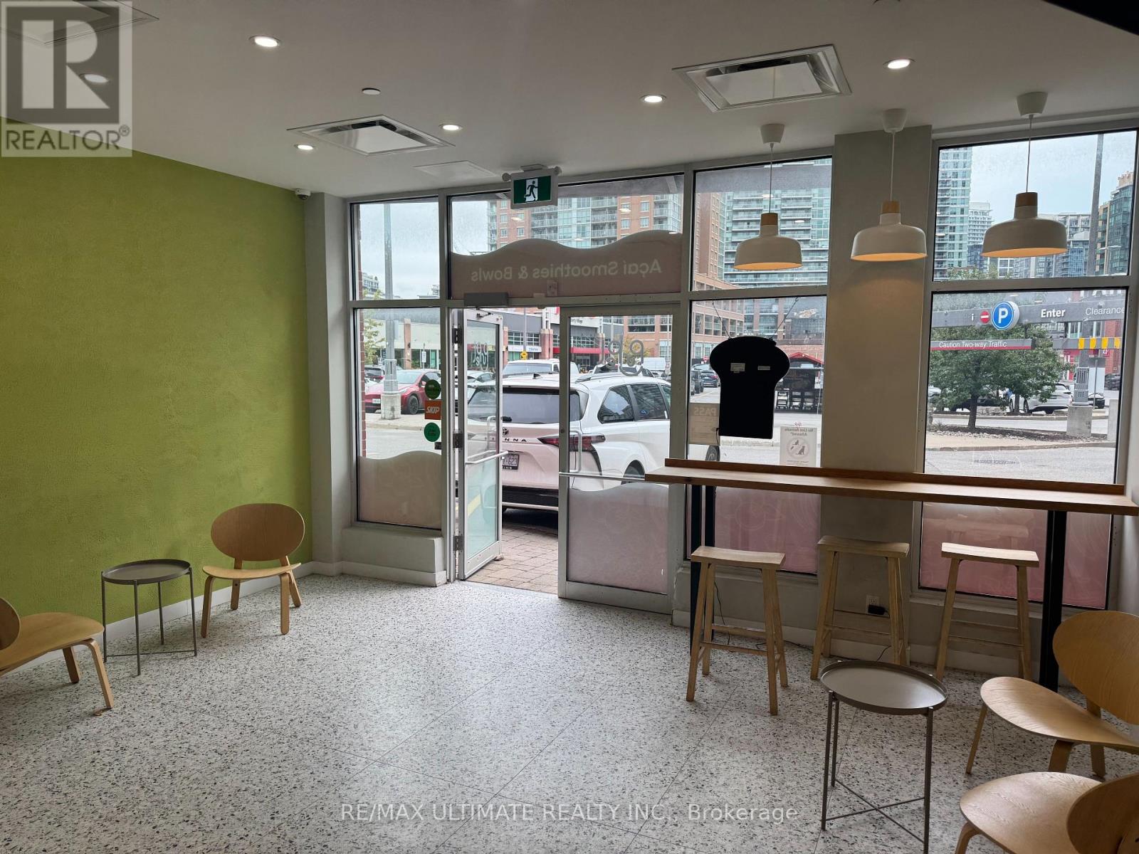 B01004A - 61 HANNA AVENUE, Toronto (Niagara) — photo 9
