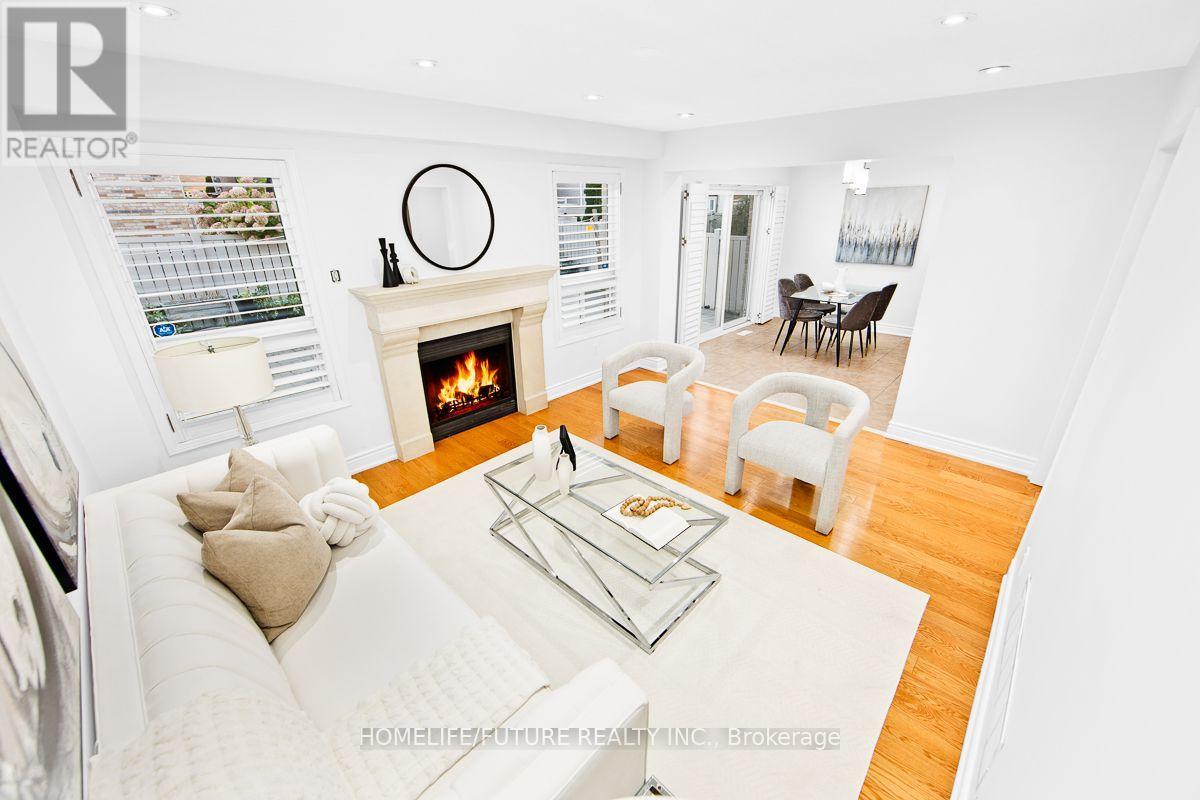25 THACKERY DRIVE - 11