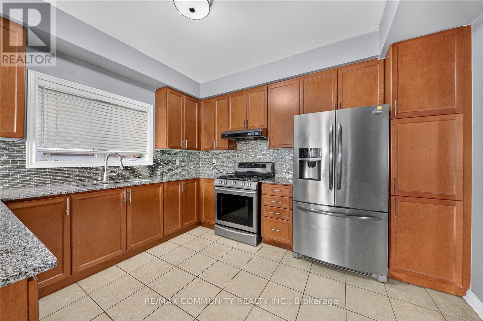 Main- 1550 Bruny Avenue, Pickering, ON photo 14