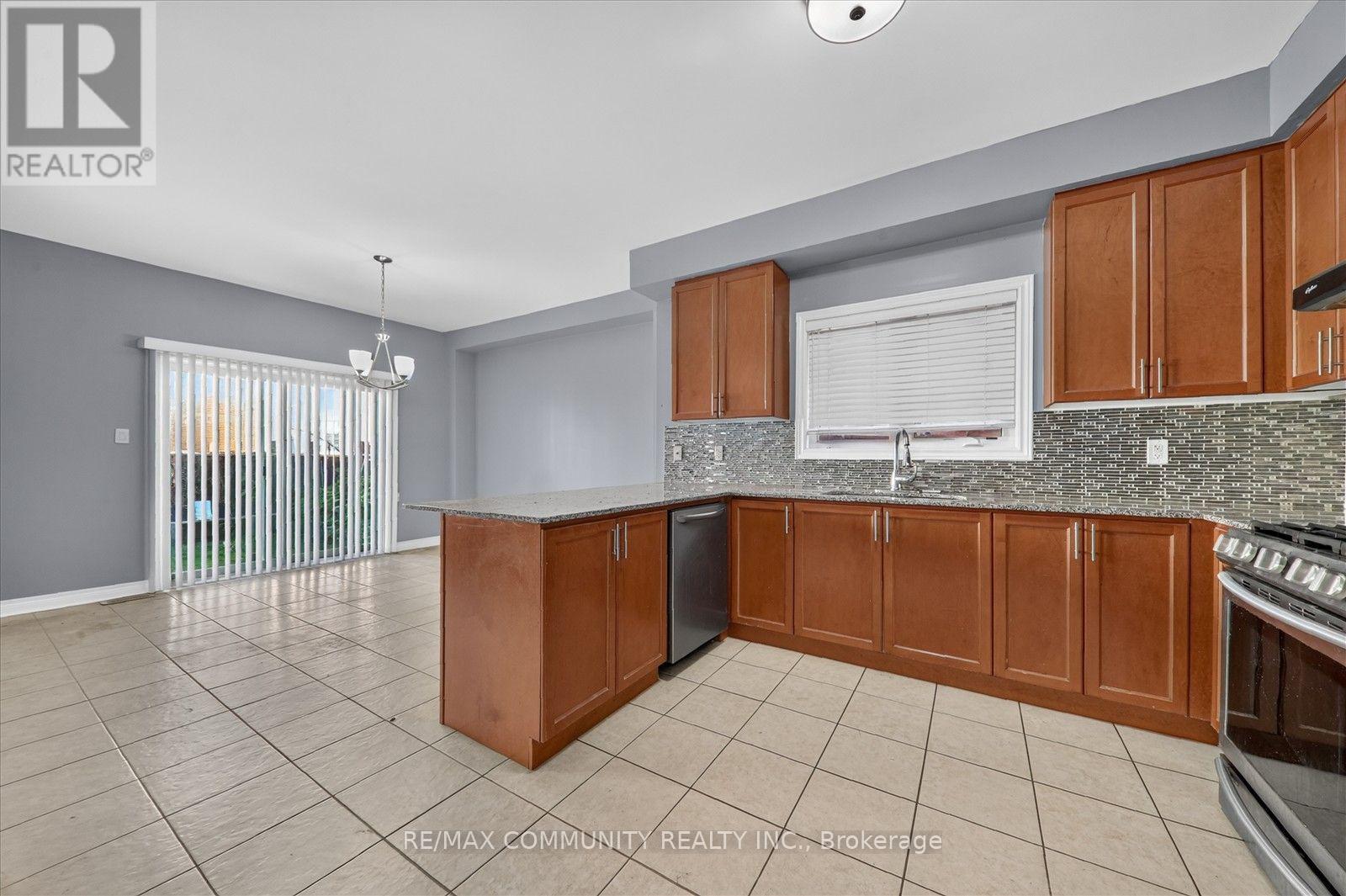 Main- 1550 Bruny Avenue, Pickering, ON photo 15