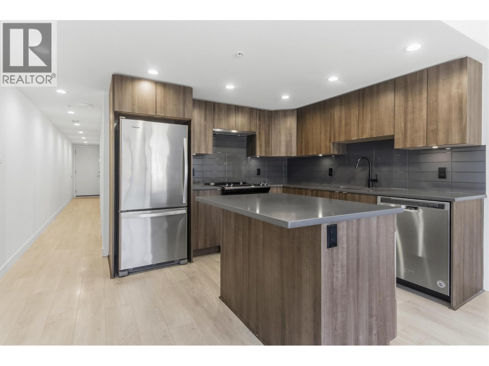 509 1365 PEMBERTON AVENUE, Squamish