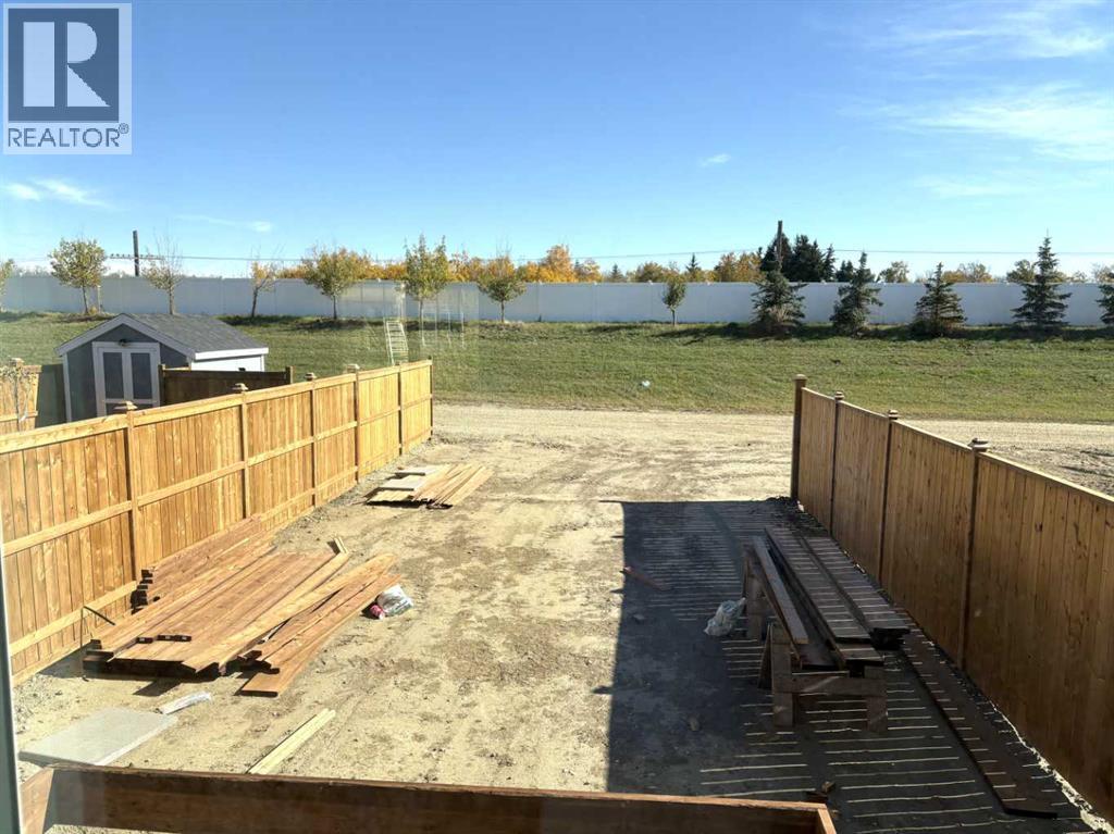 Listing photo – 149 Athens Road, Blackfalds