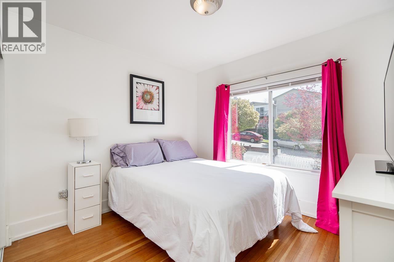 3415 DUNDAS STREET, Vancouver