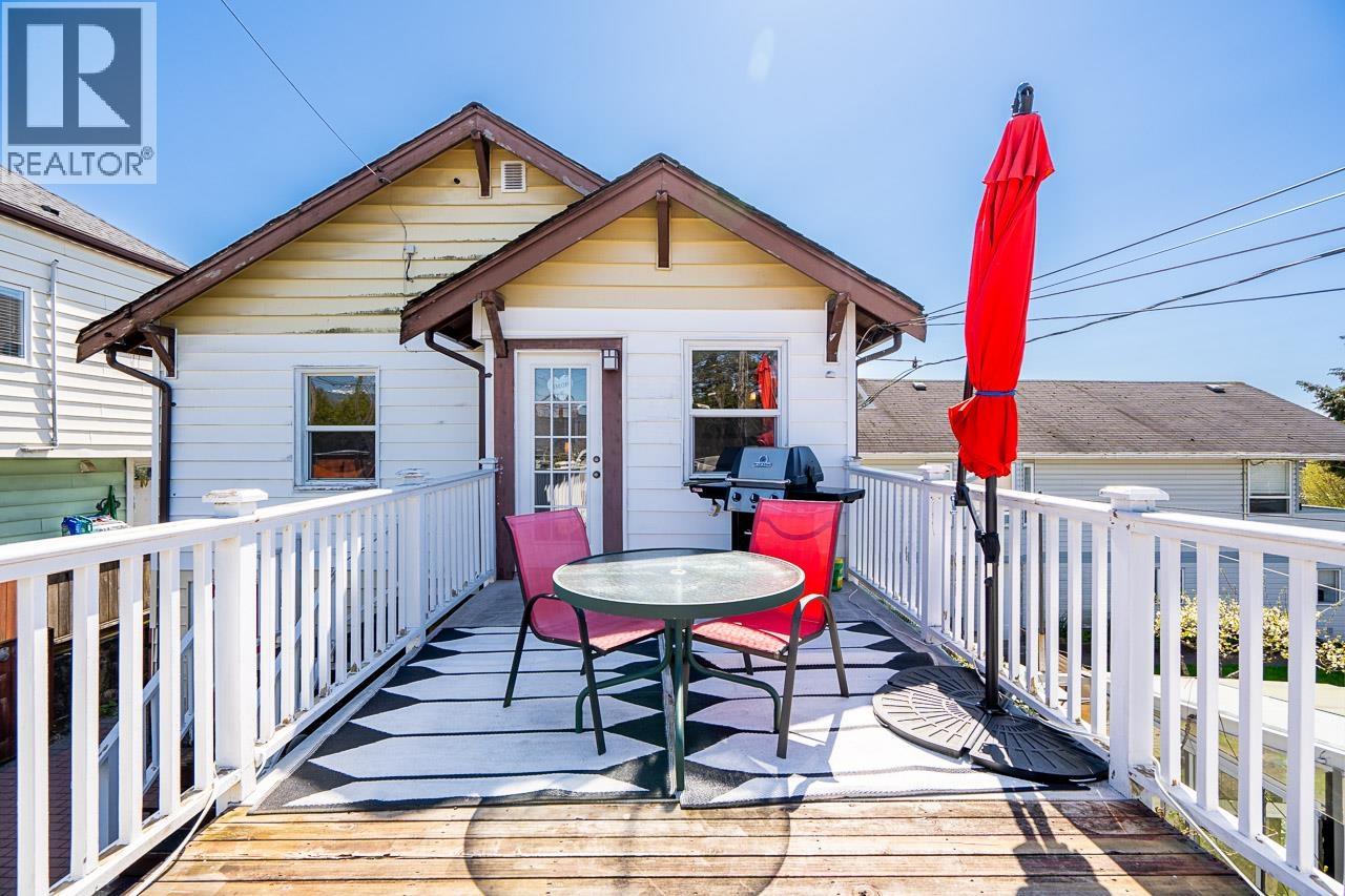 3415 DUNDAS STREET, Vancouver