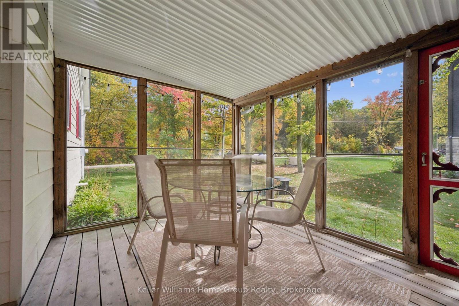 907 NINTH STREET - 33