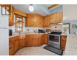 907 Ninth Street, Centre Wellington, ON N0B1J0 Photo 12
