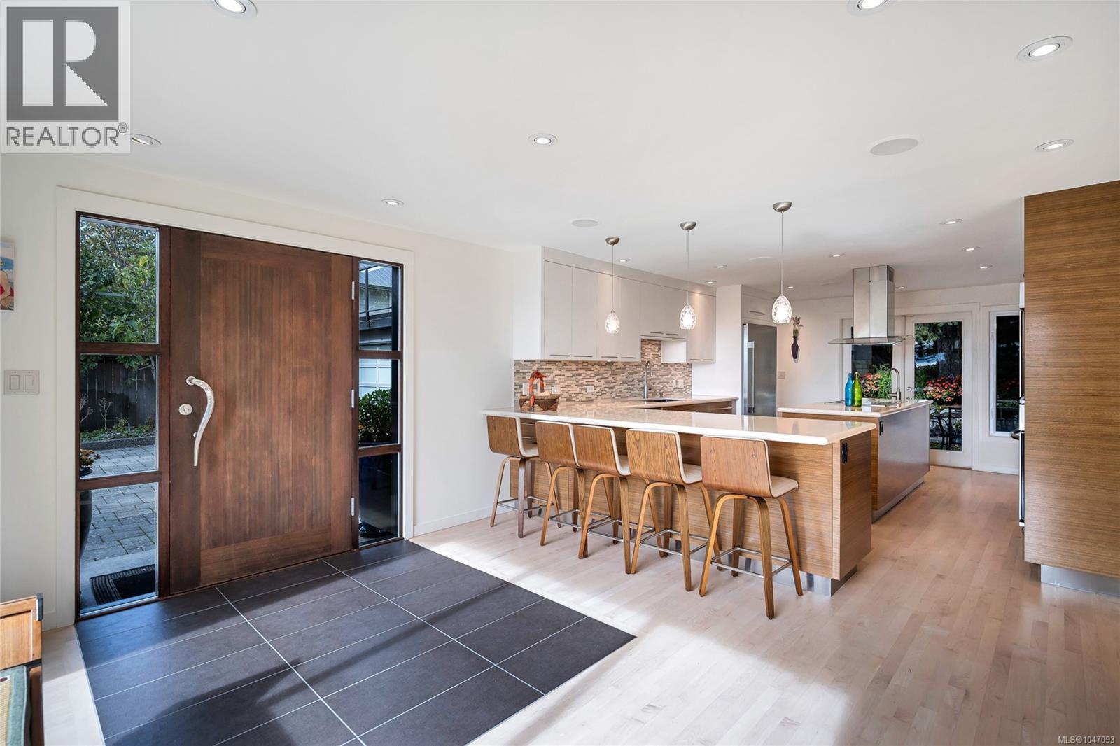 931 Lakeview Ave - 2