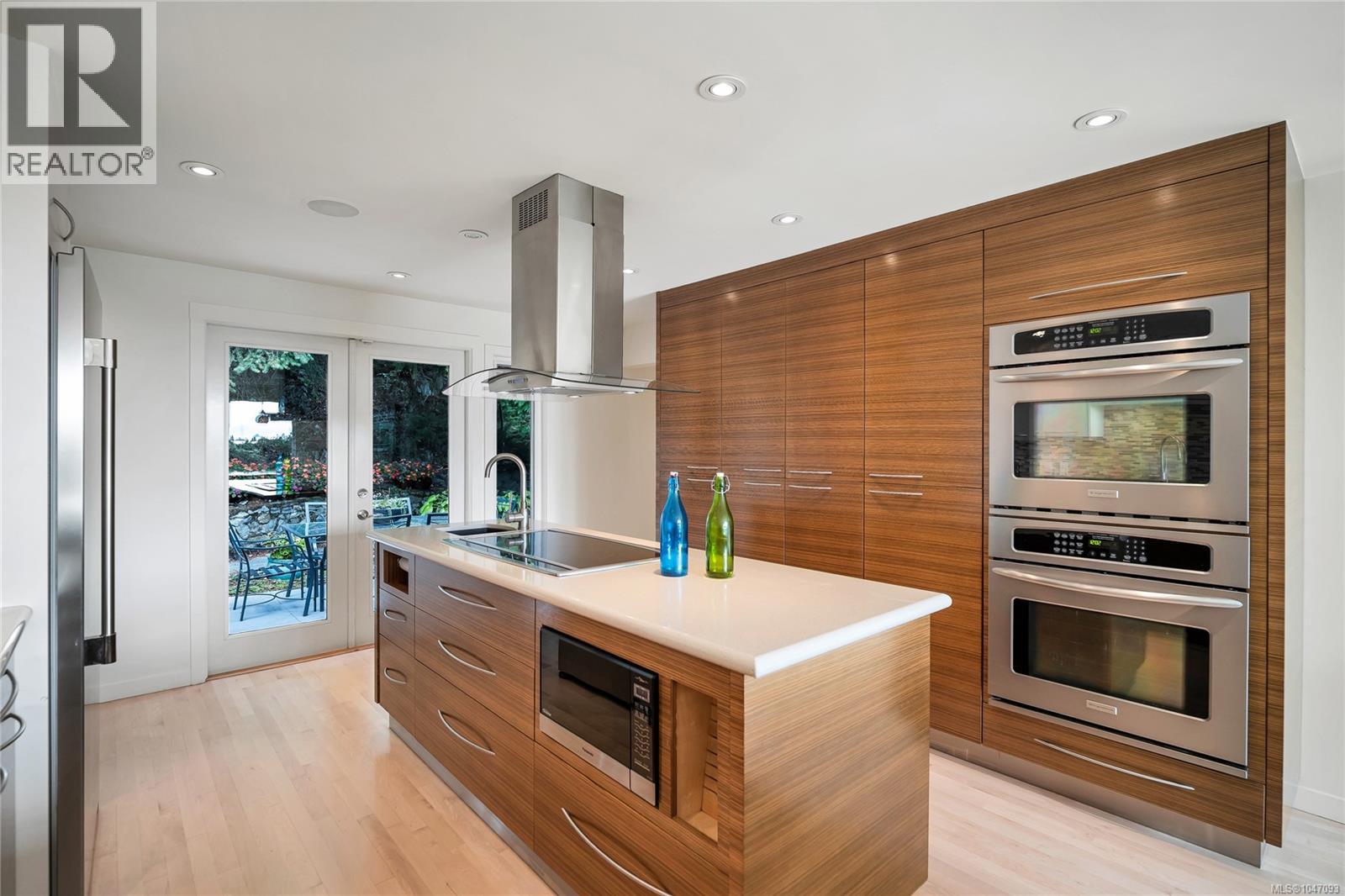 931 Lakeview Ave - Image 4