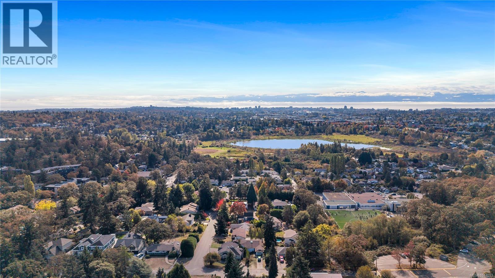 931 Lakeview Ave - Image 36