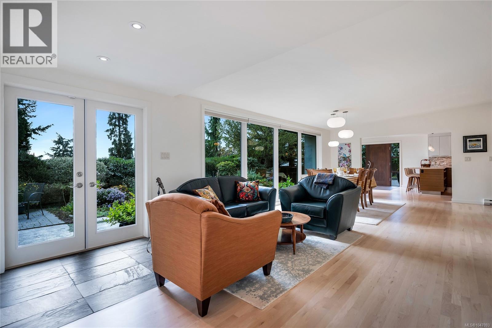 931 Lakeview Ave - 8