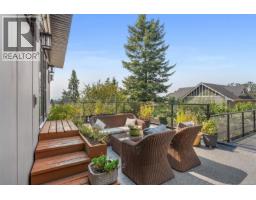 931 Lakeview Ave, Saanich, BC V8X3H7 Photo 28