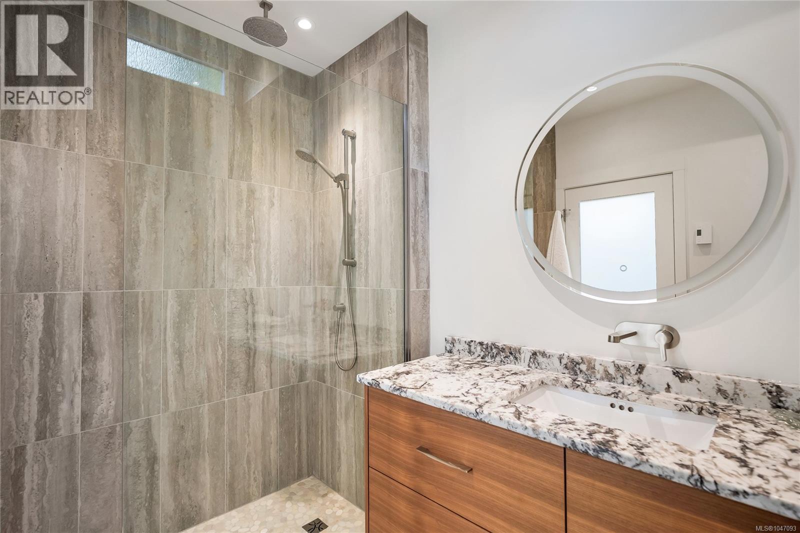 931 Lakeview Ave - Image 14
