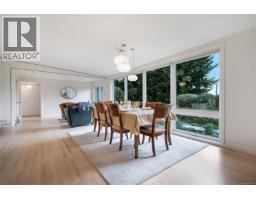 931 Lakeview Ave, Saanich, BC V8X3H7 Photo 46