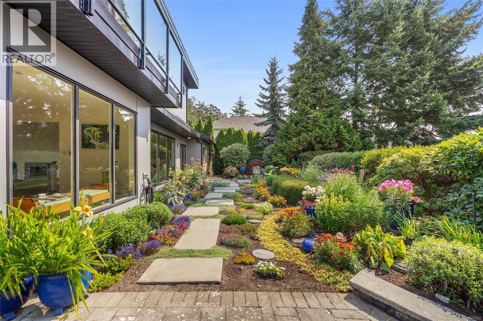 931 Lakeview Ave - 22