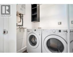 931 Lakeview Ave, Saanich, BC V8X3H7 Photo 50